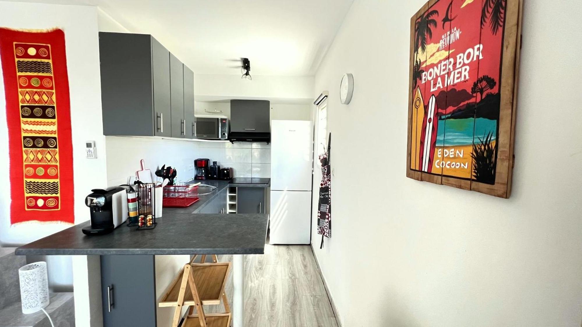 L'Eden Cocoon 3 Etoiles Proche Plage Saint Gilles Les Bains Eksteriør bilde